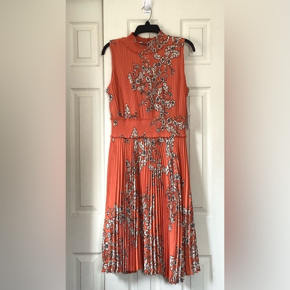 Nanette Lepore NWT Floral Mock Neck Sleeveless Smocked Midi Dress Size 14, 8 - Picture 4 of 9